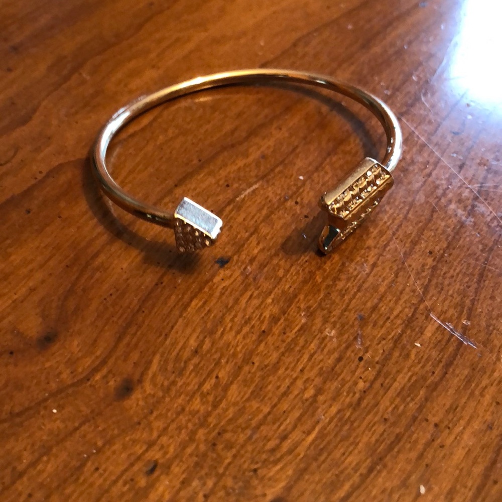 Arrow Bangle Bracelet